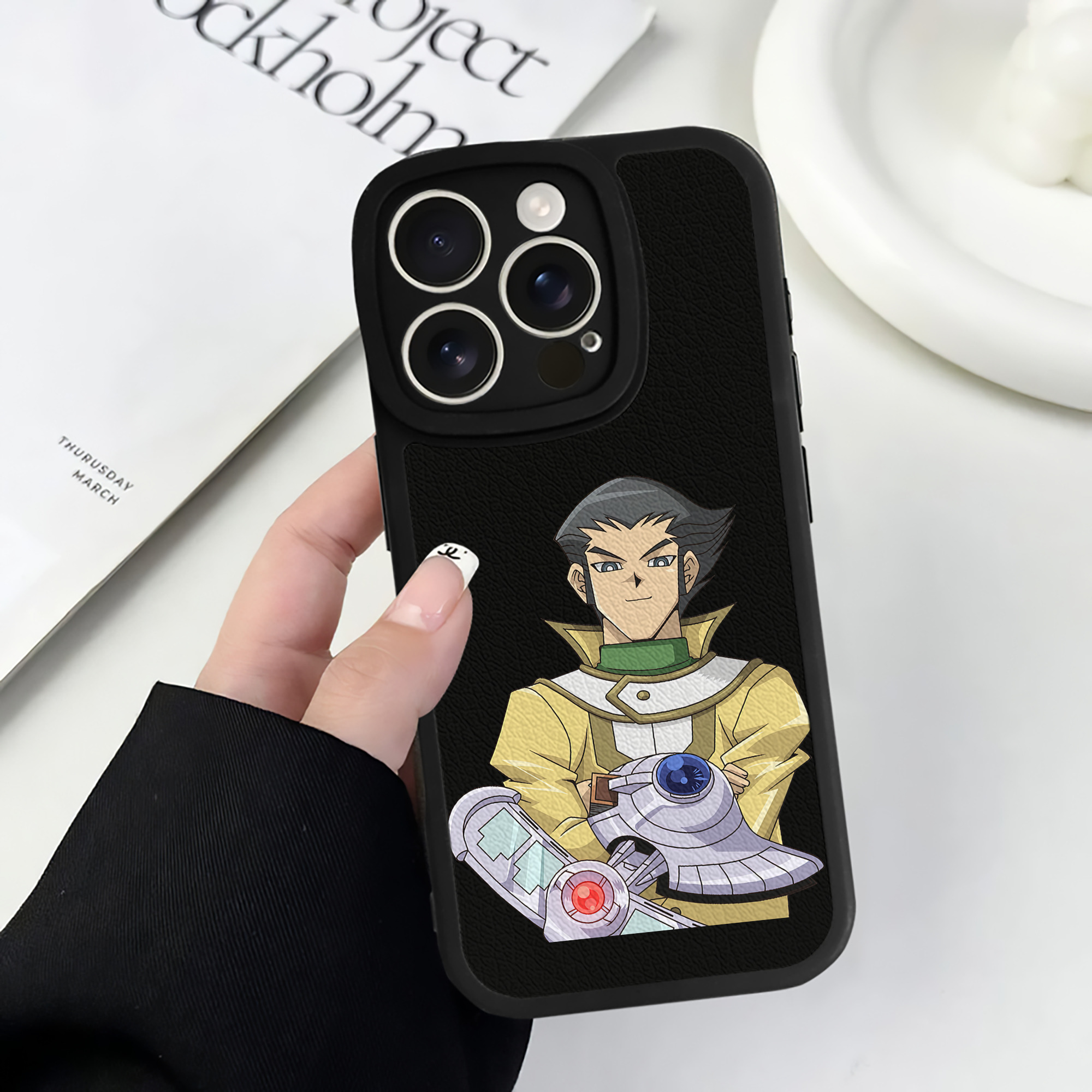 遊☆戯☆王 Yu-Gi-Oh! 【iPhone 16シリーズ対応】シリコンスマホケース（レザー調） 材質：シリコン